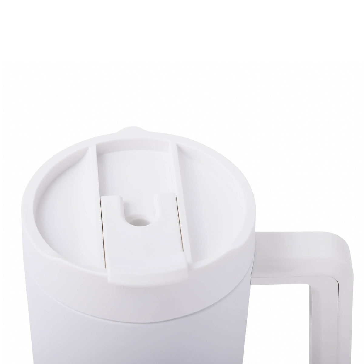 40-oz-top-tumbler-f3 CoreHome_MannaHydration_Whites_Raw-52.jpg